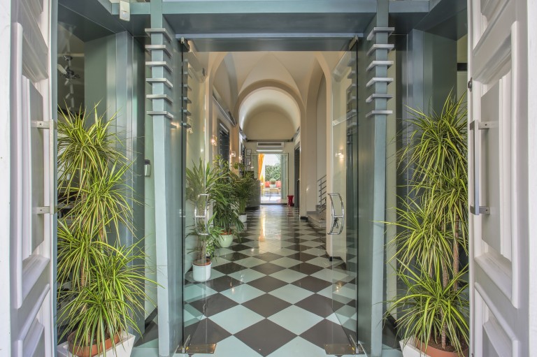 gallery