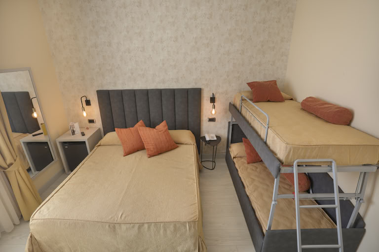 Hotel Tirrenia - Hero #9